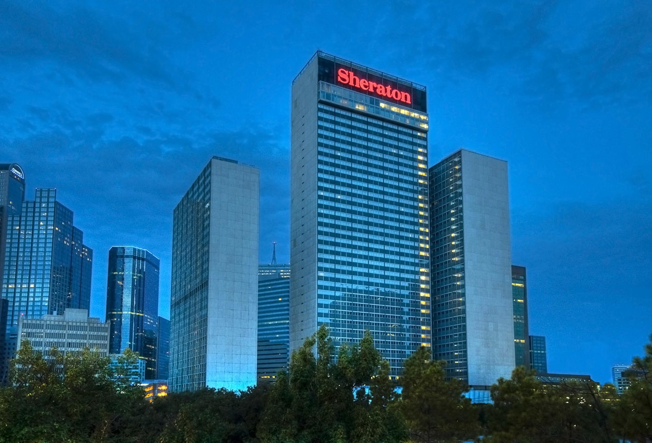 Sheraton Dallas Hotel Exterior photo